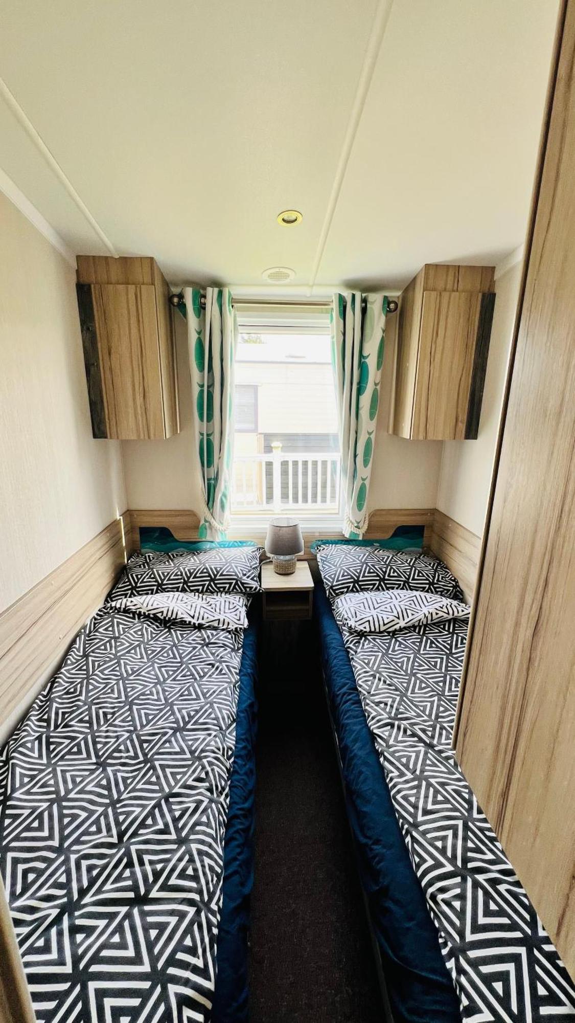 Meliden Luxurious Caravan In Lyons Holiday Park Rhyl מראה חיצוני תמונה