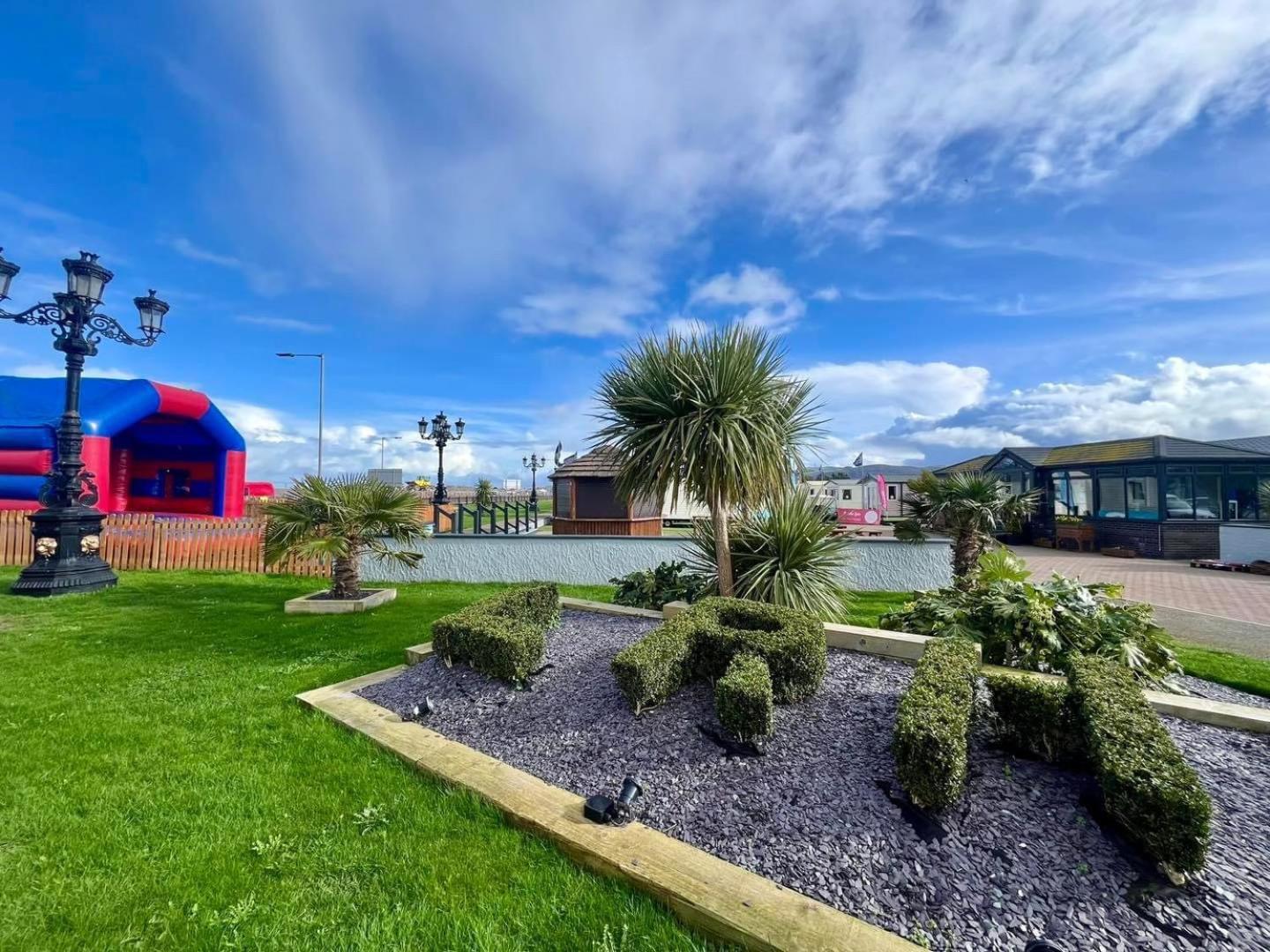 Meliden Luxurious Caravan In Lyons Holiday Park Rhyl מראה חיצוני תמונה